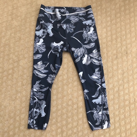 Athleta Pants - Athleta size m leggings